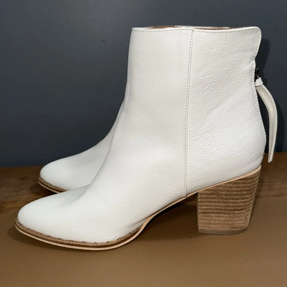 BEAST FASHION size 10 white 3” faux leather Weslee heeled ankle boot zip up back - Image 7
