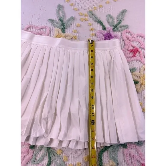 White Pleated Skirt with Built in Shorts Athleisure Tennis Skirt XXL - Image 6