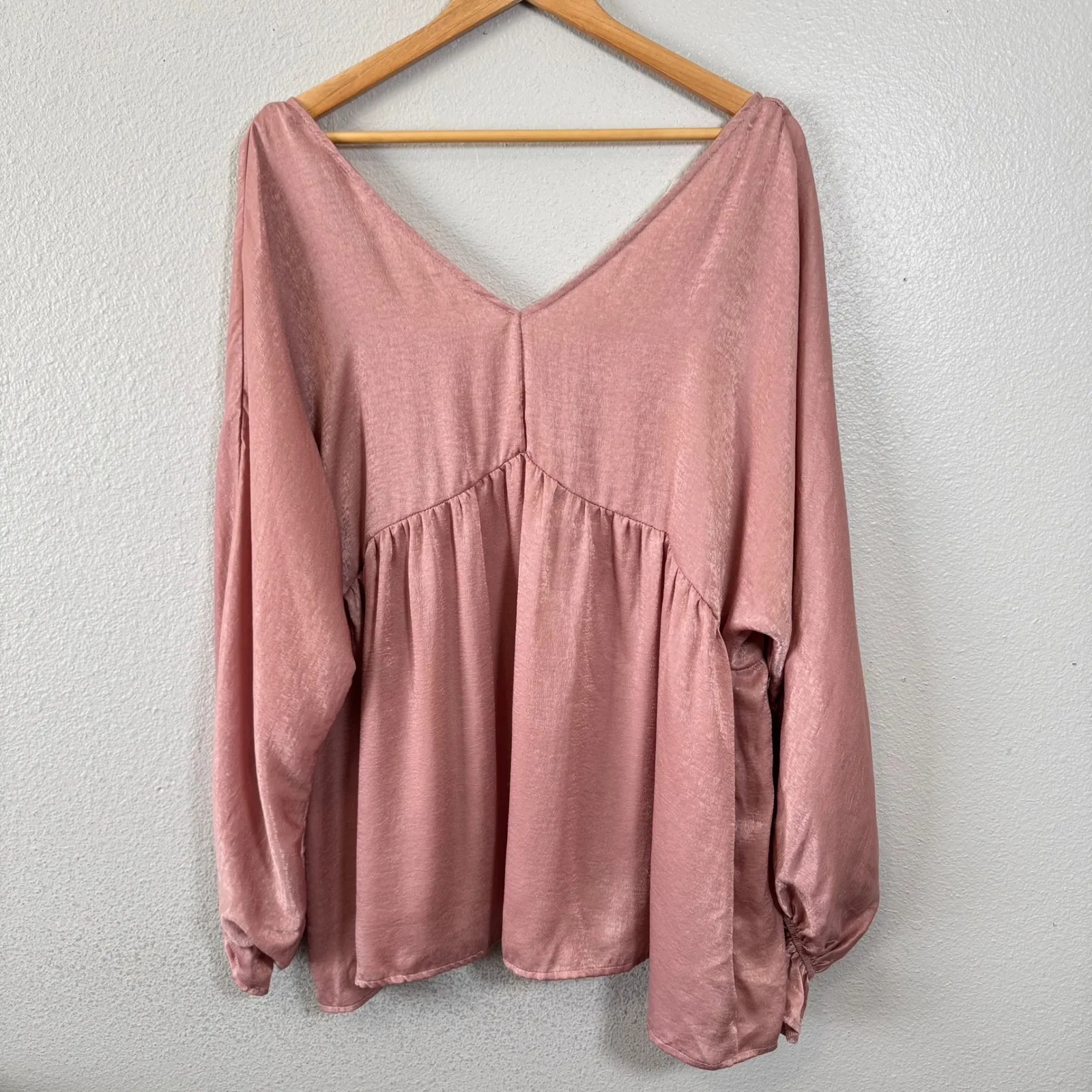 Savanna Jane Pink Satin V Neck Babydoll Long‎ Sleeve Peplum Top 1X - Image 3