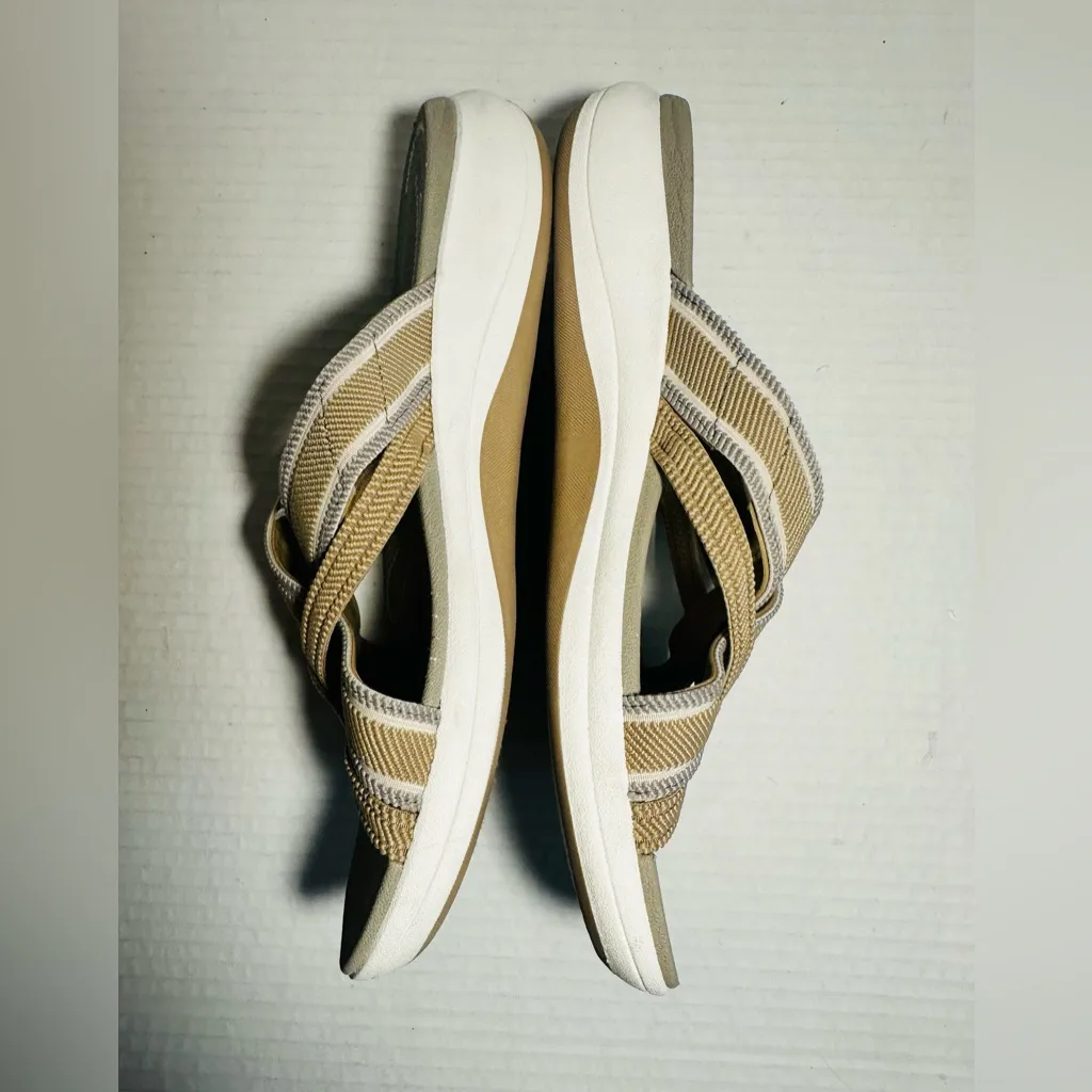 CLOUDSTEPPERS‎ by Clarks Womens Slip On Slide Sandals Mira Isle Sand Size 9M Tan - Image 3