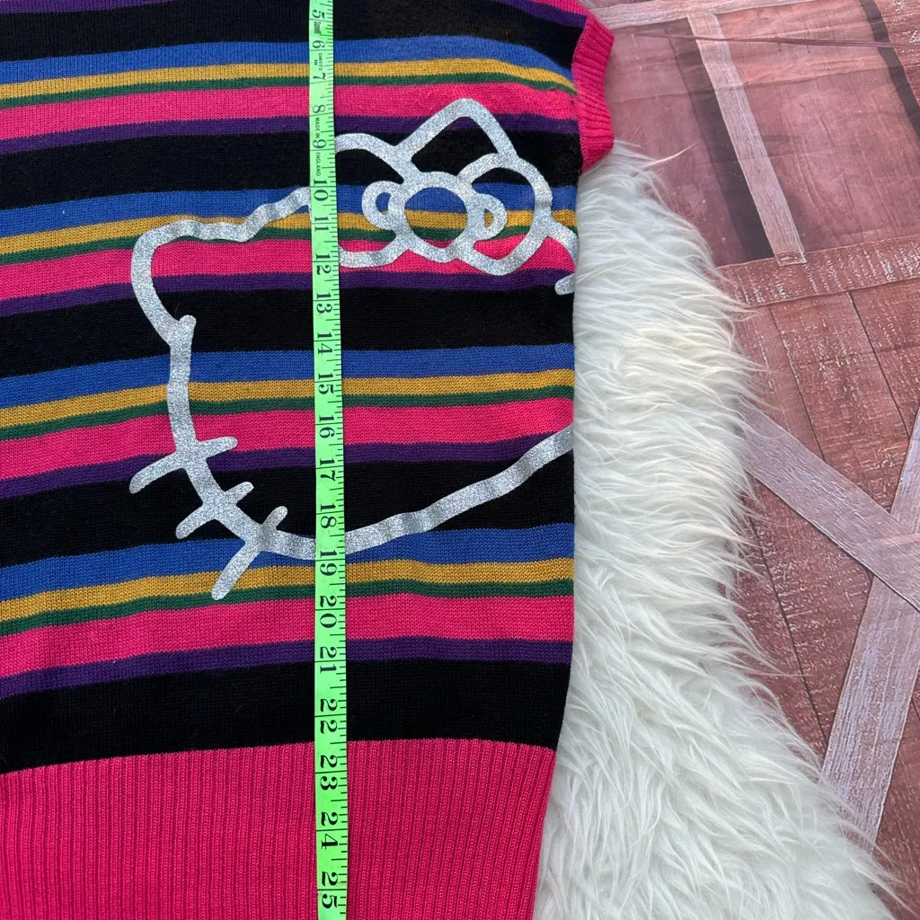 Striped Sleeveless Turtleneck Sweater with Hello Kitty Design - Image 5