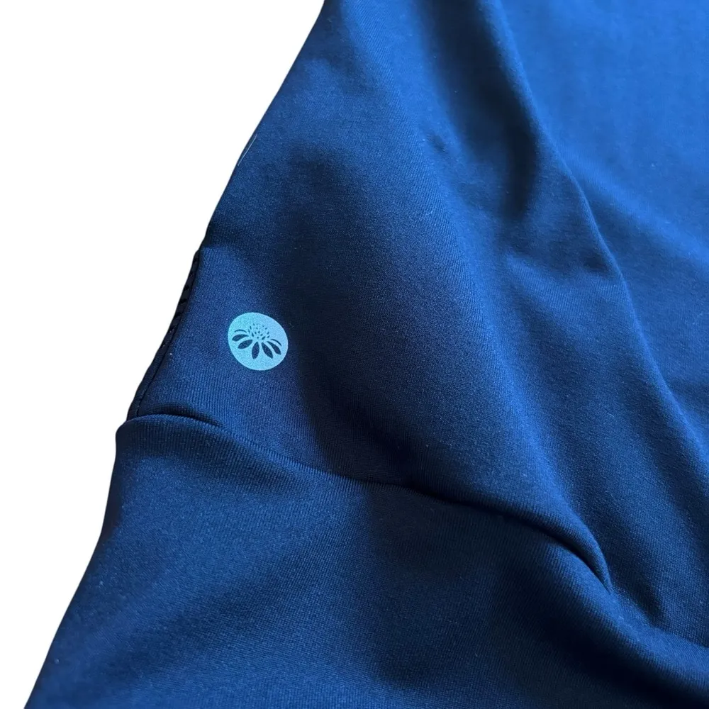 Senita Black Mesh Workout Athletic Oversized Hoodie - Medium - Image 4