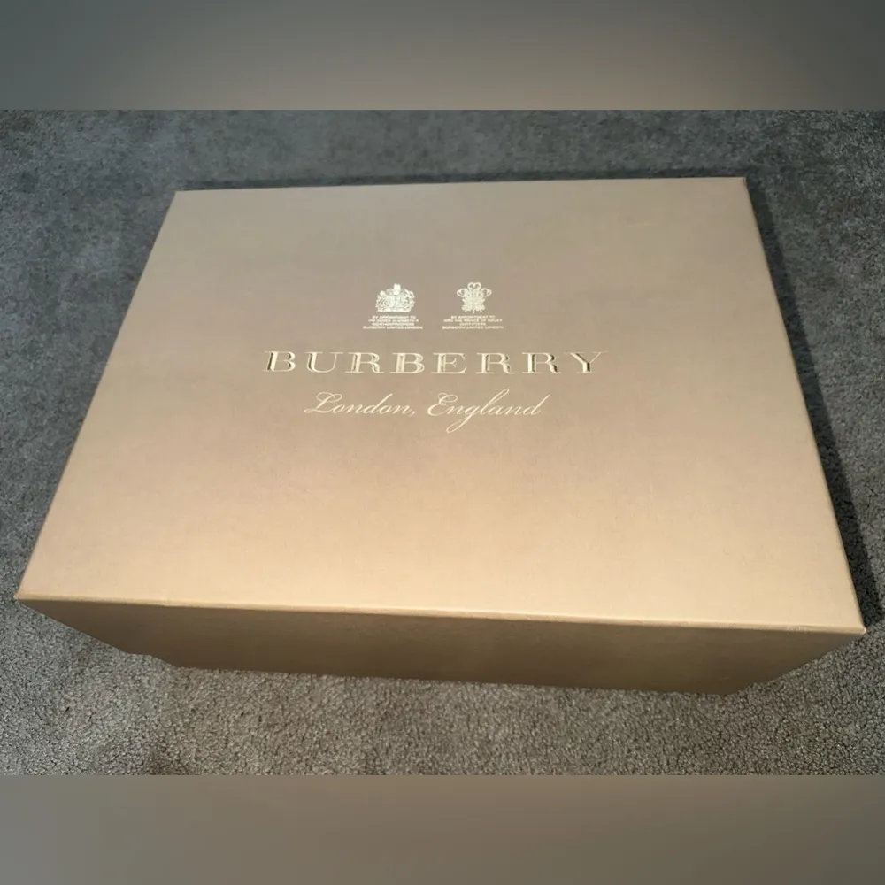 AUTHENTIC  Banner Tote - Image 2