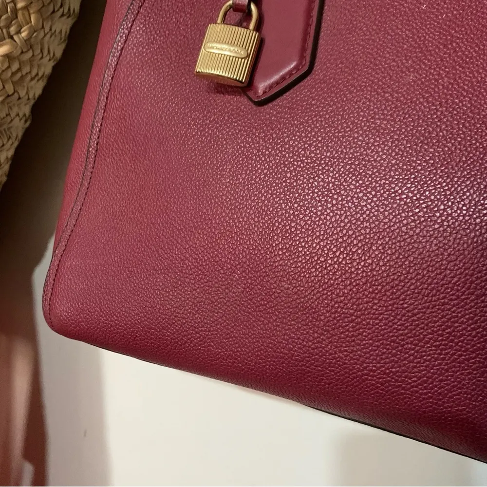 Michael Kors Bag Purse Leather Hayes Large Satchel - Image 2