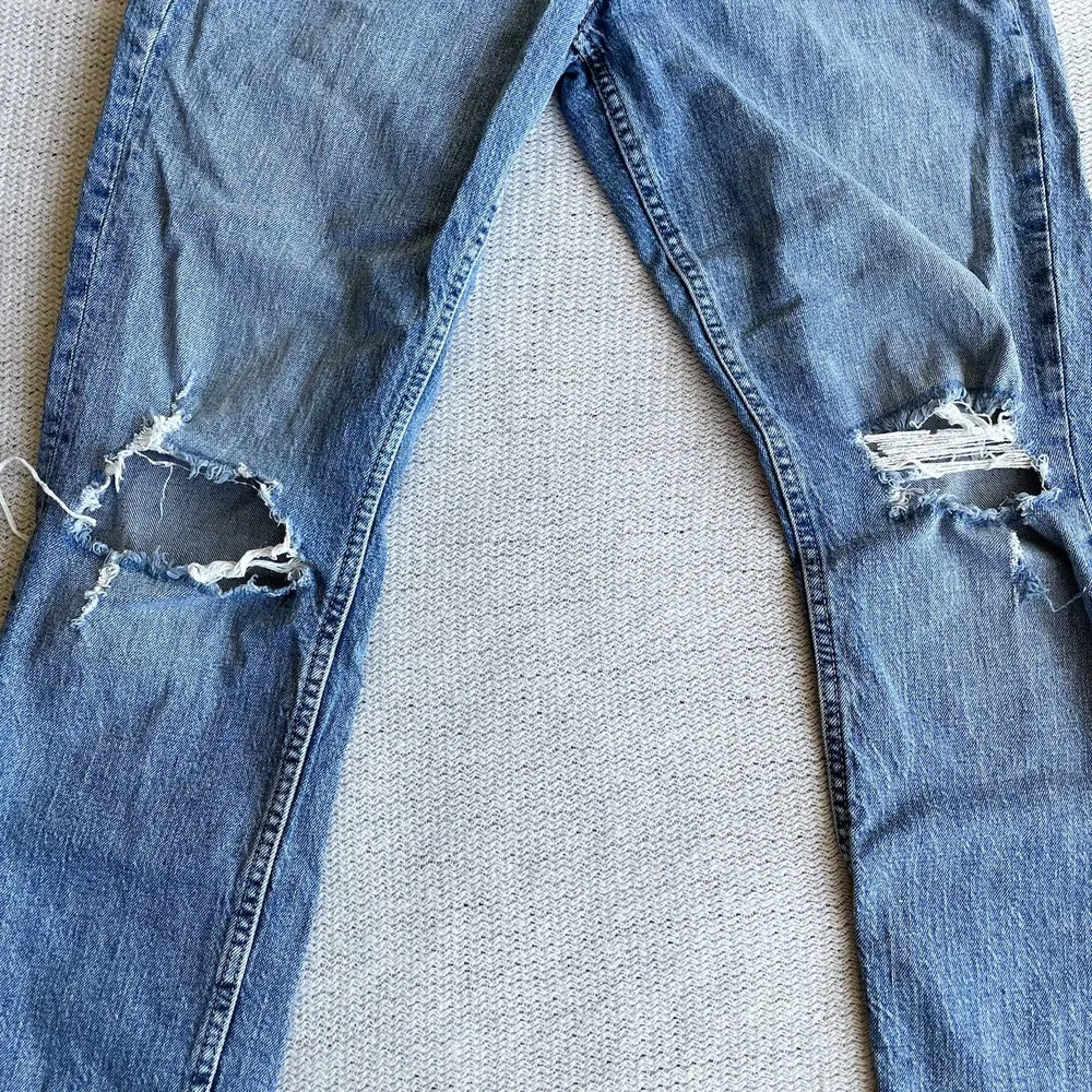 Silver Jeans Silver Frisco Tapered Distressed Blue Jeans - Size 26 x 28 - Image 3