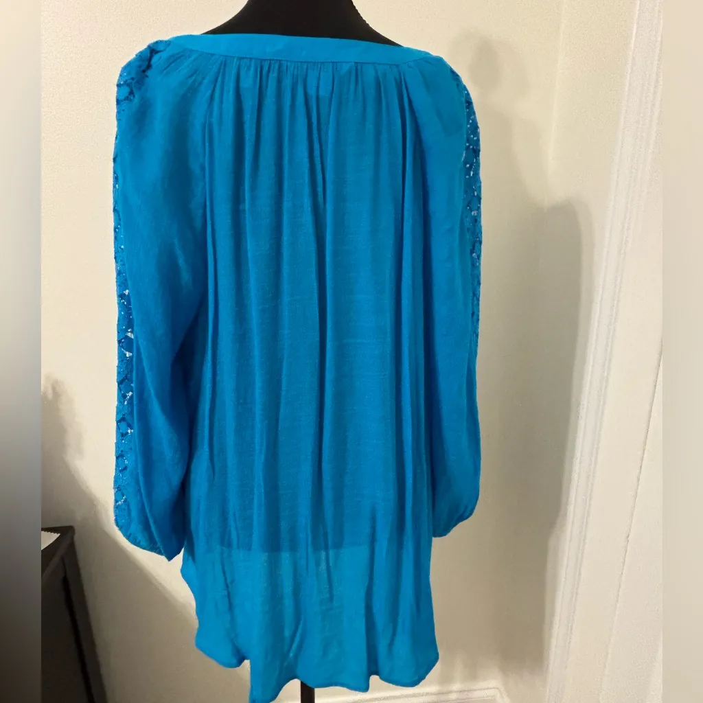 Counterparts Vibrant Blue Women's lightweight long sleeve blouse Size 1X - Image 5