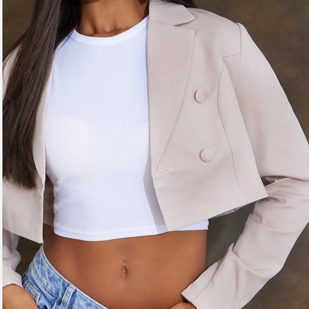 Pretty Little Thing Cropped Double Button Blazer Size 12 - Image 4