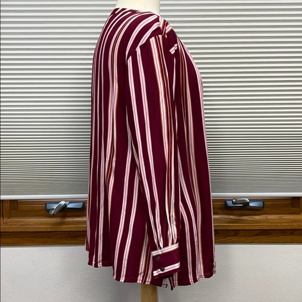 a.n.a A New Approach NWT Ruby Striped button down long Sleeve Shirt - Image 3