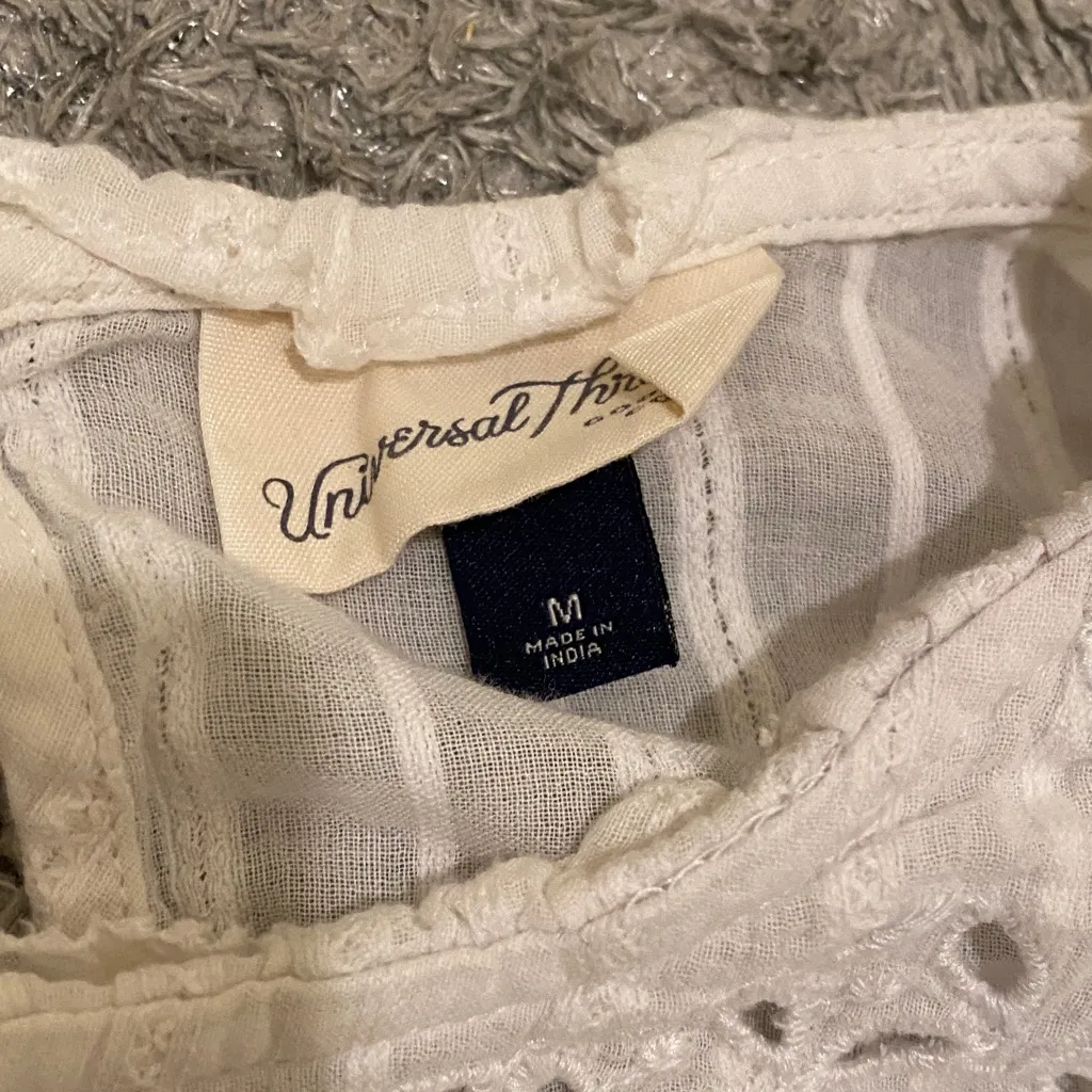 Universal Threads Universal Thread White Eyelet Blouse - Image 3