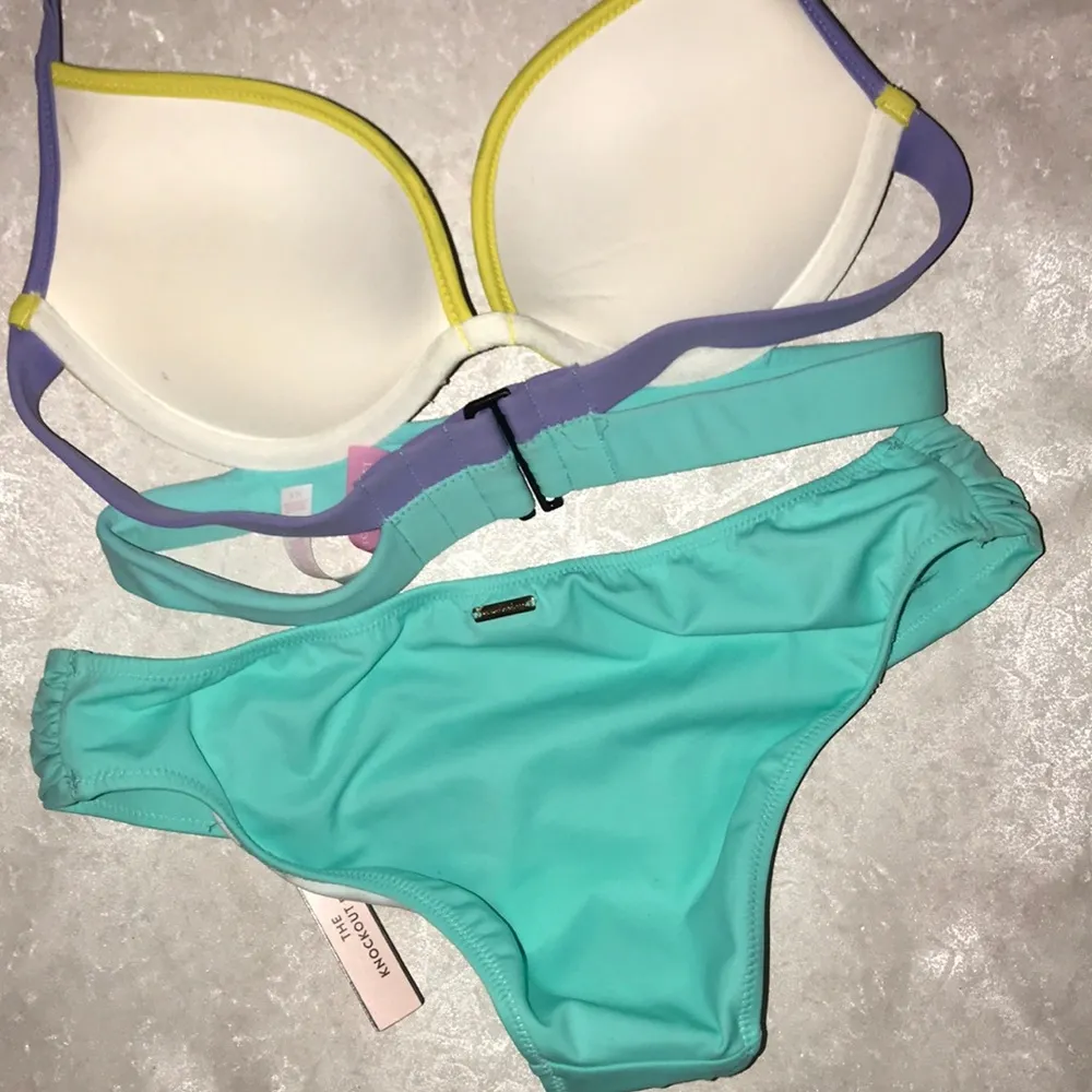 - 32B/XS SALE 🎉NWT VS PADDED HALTER BIKINI S… - Image 8