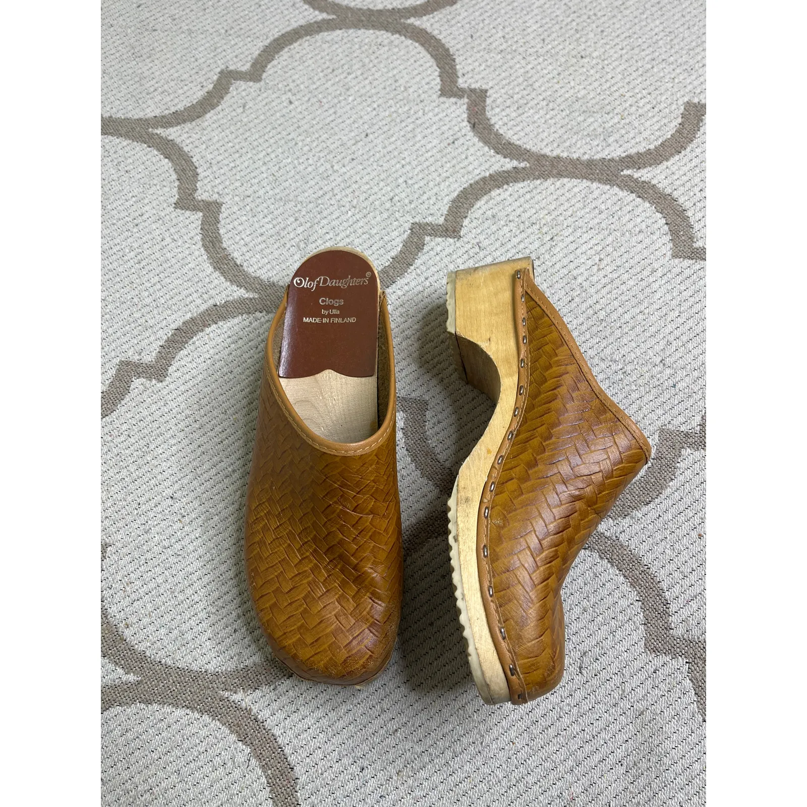 Olof Daughters Wooden Leather Clogs by Ulla made in Finland, size 38/ US 7.5 Brown - Image 10