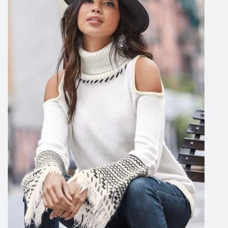Venus Cold Shoulder Turtleneck Sweater Womens Bell Sleeves w/Fringe Ivory Size S - Image 9