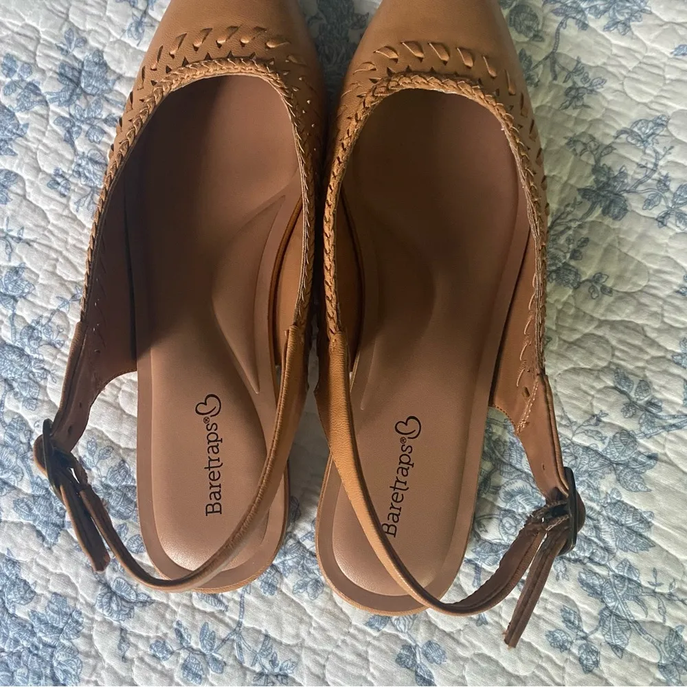 BareTraps Camel Tan Pointed Toe Sling Back Flat Size 7 - Image 4