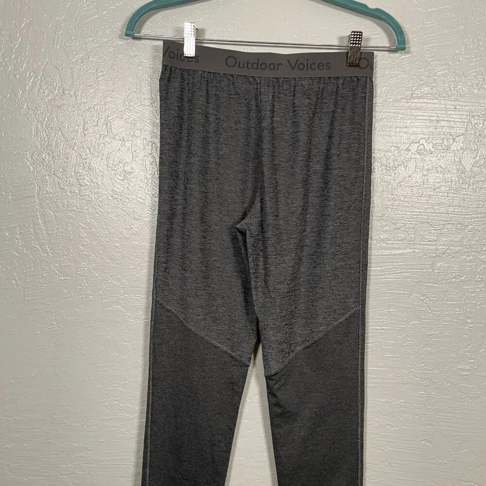 Women M Dark Gray Cloudknit Leggings Base Layer Stretch Athletic - Image 7