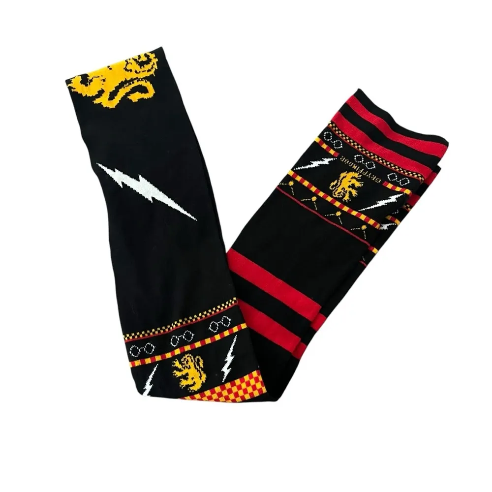 Unisex Hot Topic Harry Potter Gryffindor Fair isle Scarf Warner Broth Bioworld - Image 11