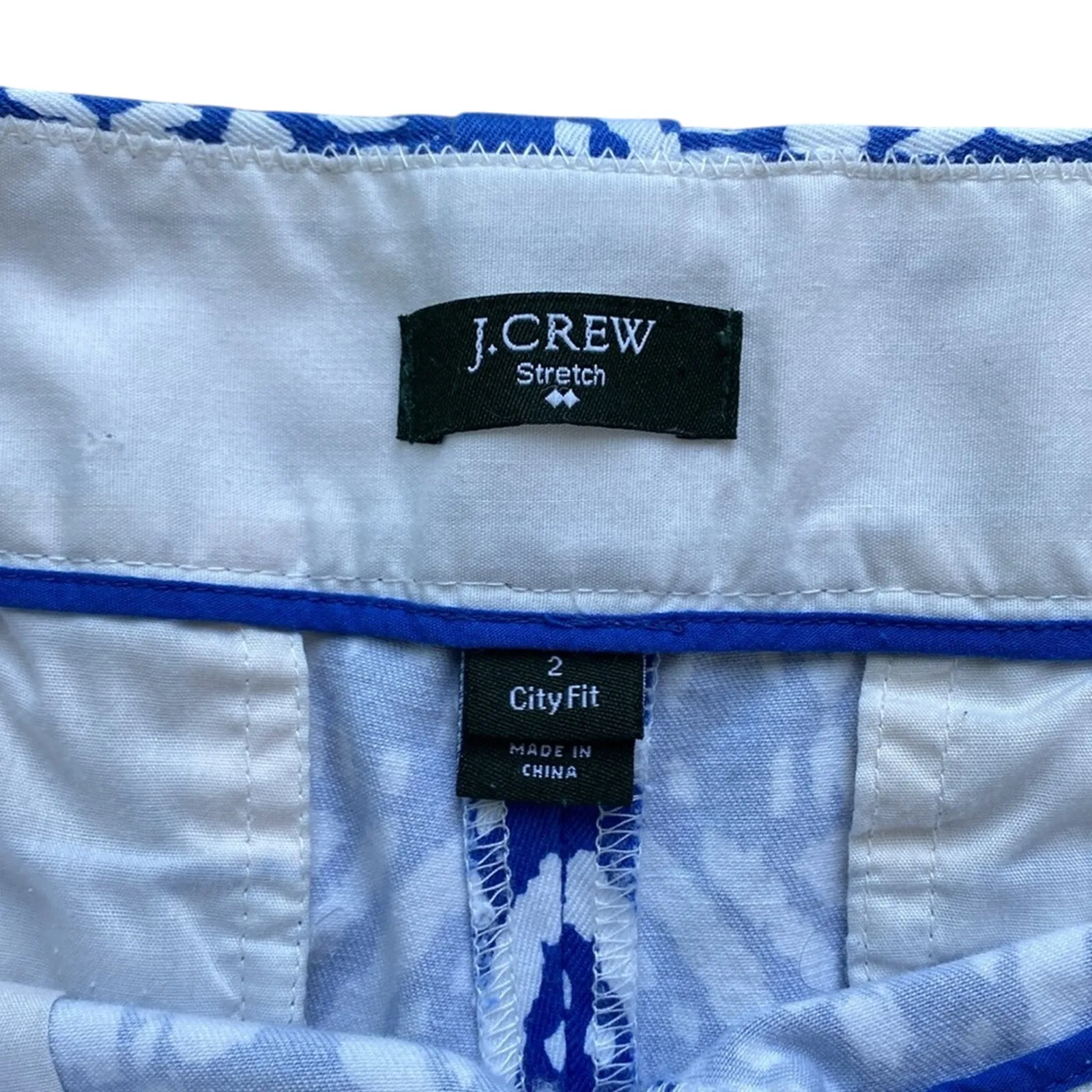 J. CREW Short Womens Sz 2 Blue Chino Aztec Southwestern Boho Festival Geometric - Image 4