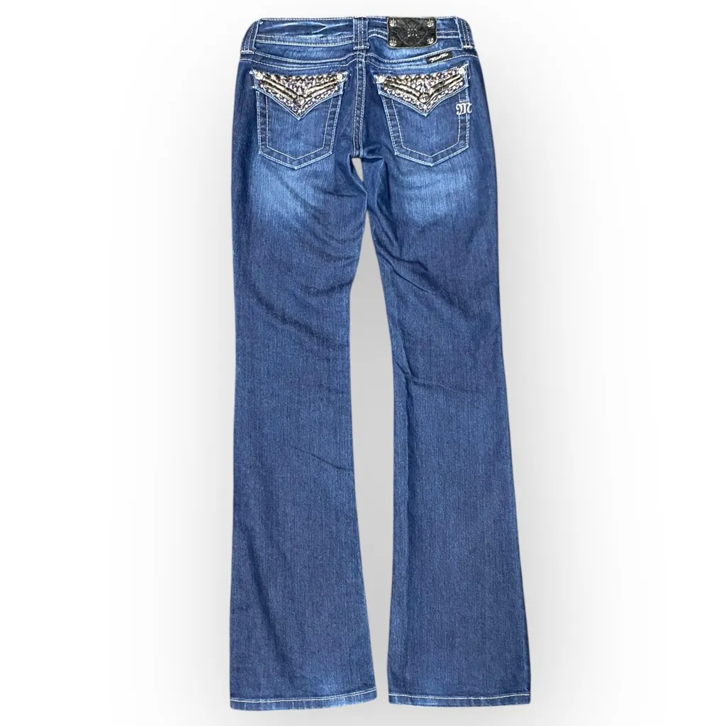 Miss Me Bootcut Jeans Blue Embellished Flap Pocket Size 27 Excellent - Image 2