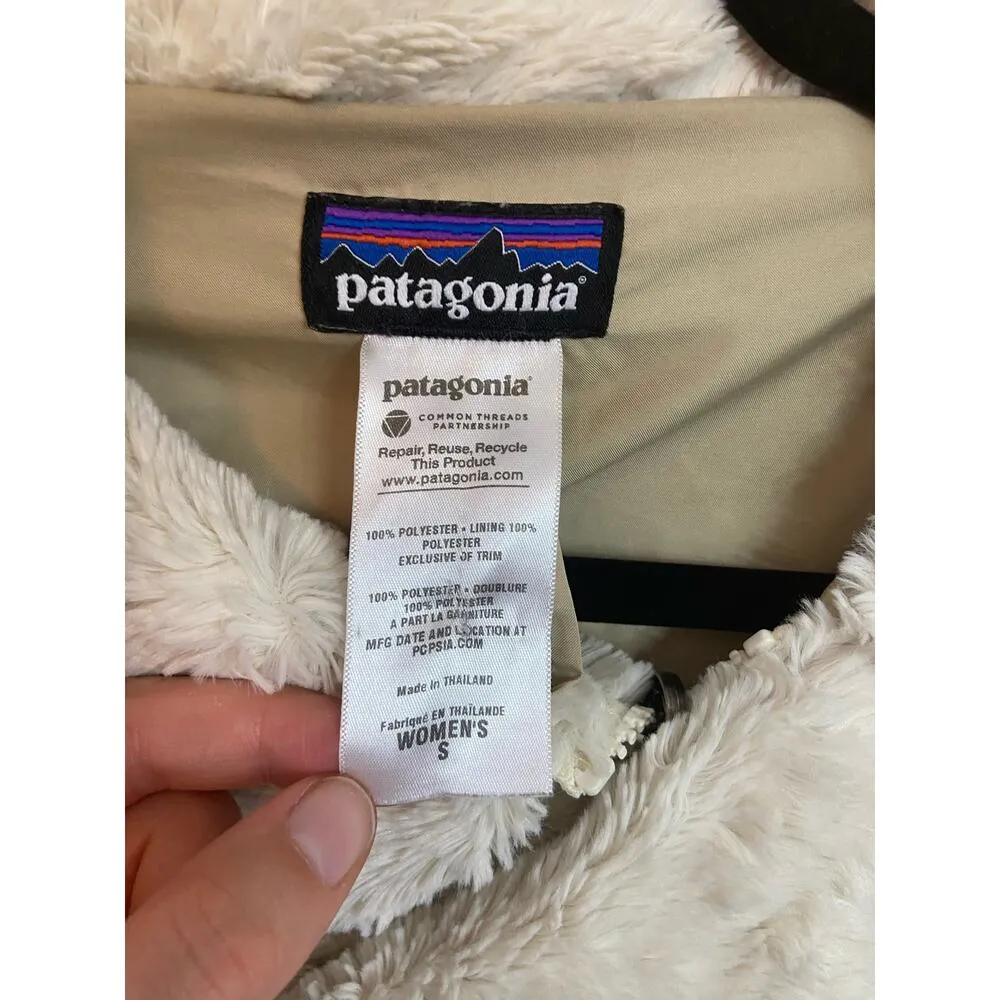 Patagonia Pelage Faux Fur Cream White Coat Size Small - Image 3