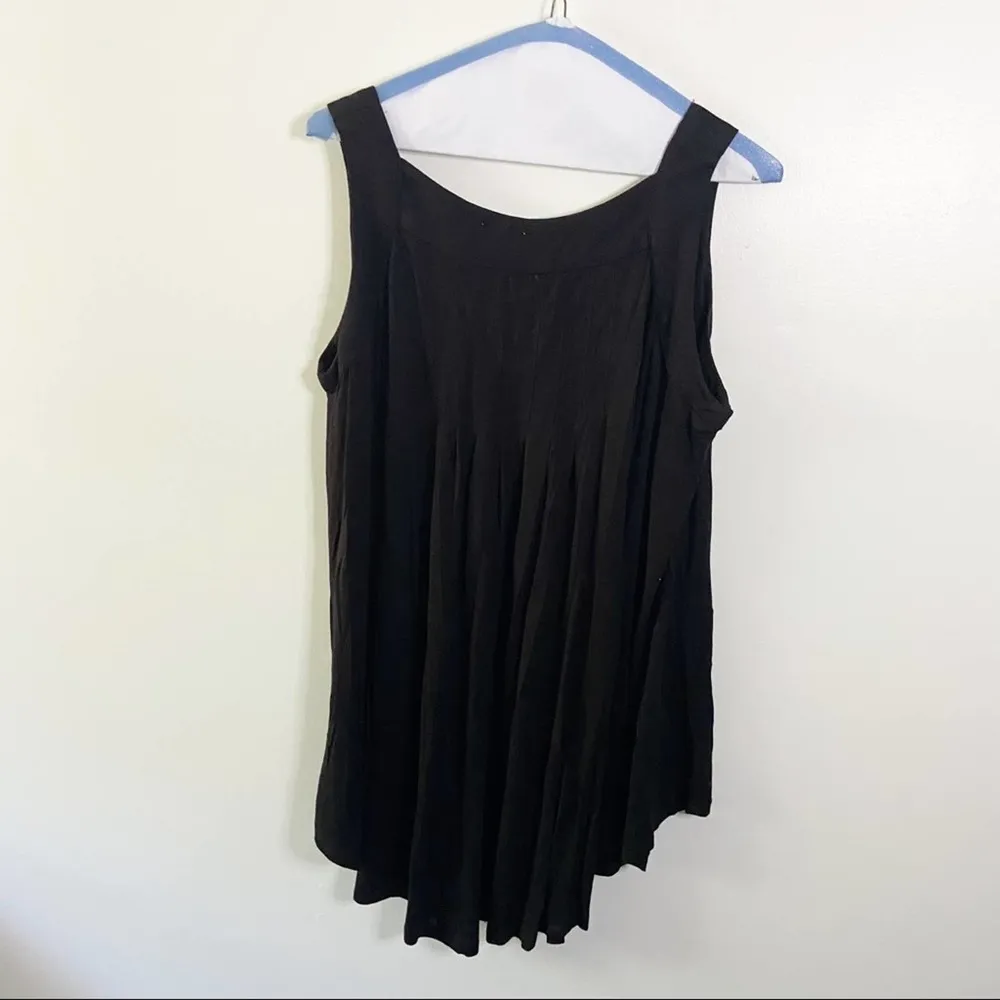 Anthropologie Meadow Rue Black Basic Flowy Tank - Image 7