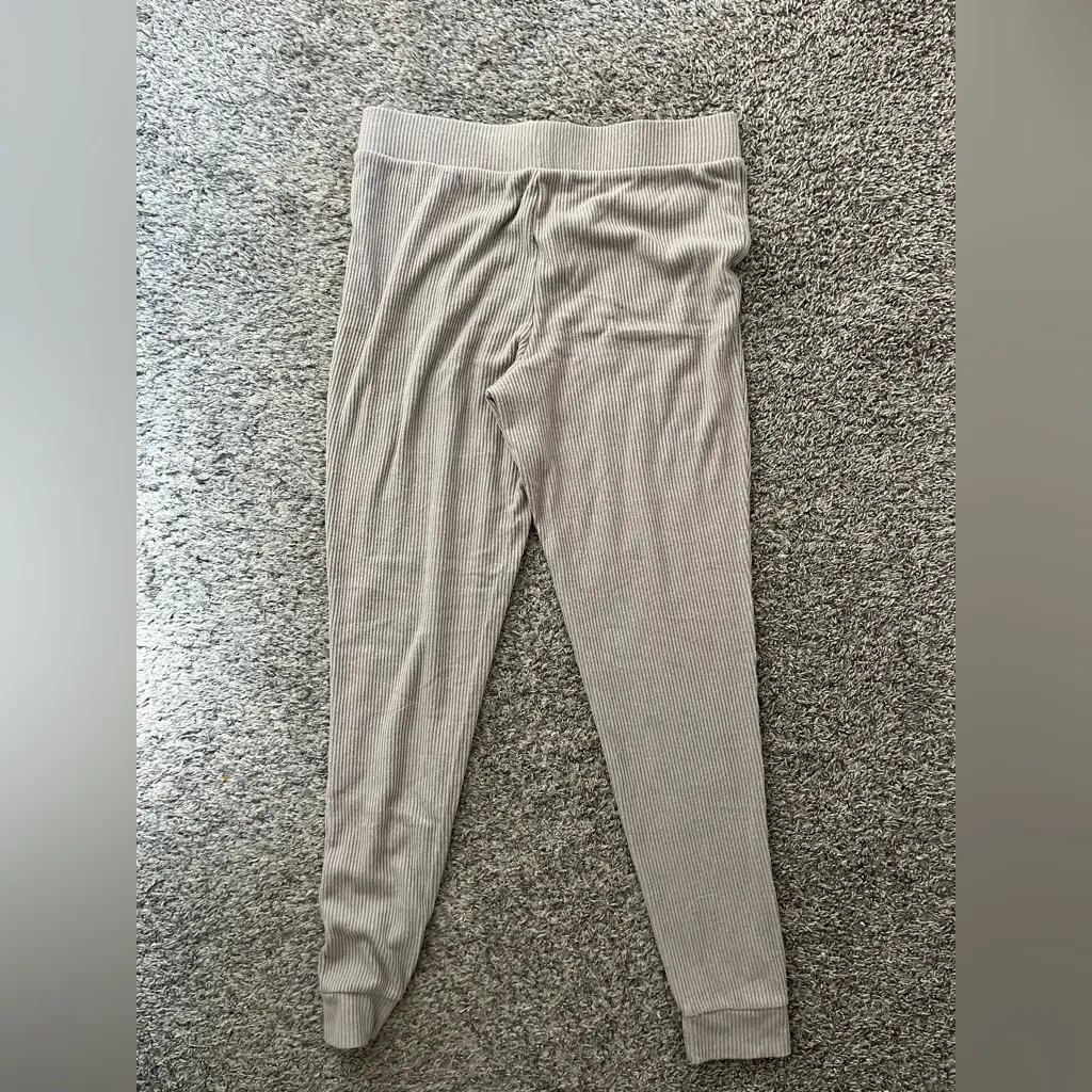 NWOT Women’s Brown Ribbed PJ Pants Tan Size M - Image 5