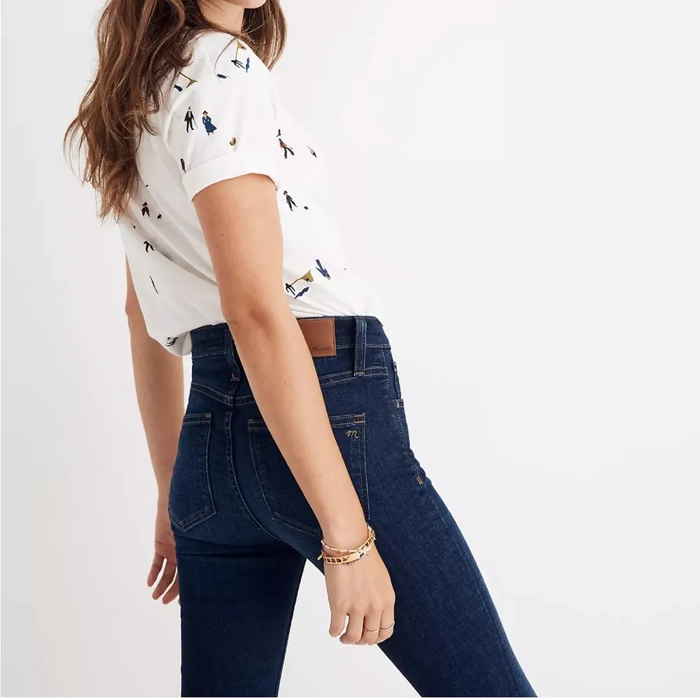 Madewell 9" Mid-Rise Skinny Jeans in Hayes Wash Button-Front Edition - Image 3