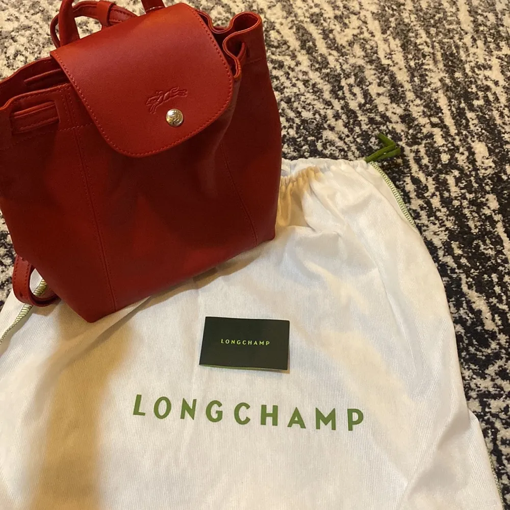 Longchamp Women's Red Le Pliage Leather Backpack - Image 13