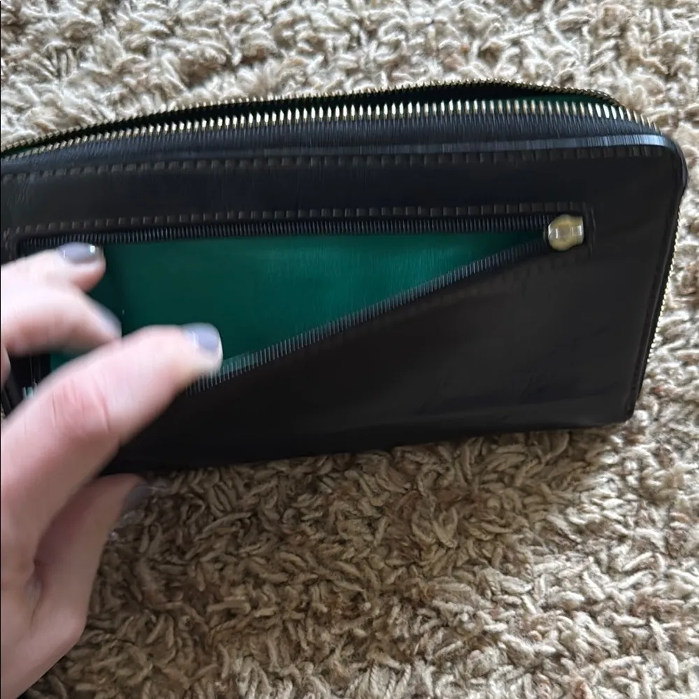 Fossil Black Leather Wallet with Wrist Strap - Image 3