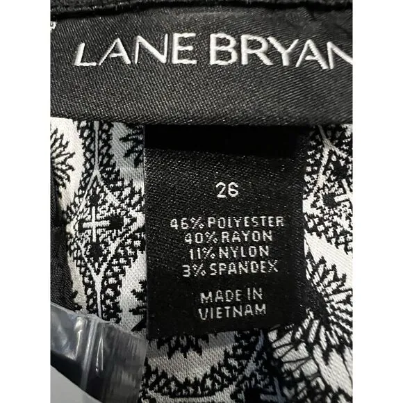 Lane Bryant The Lena  Cropped Size 26 Mid Rise Straight Leg Moderately Curvy Fit - Image 9