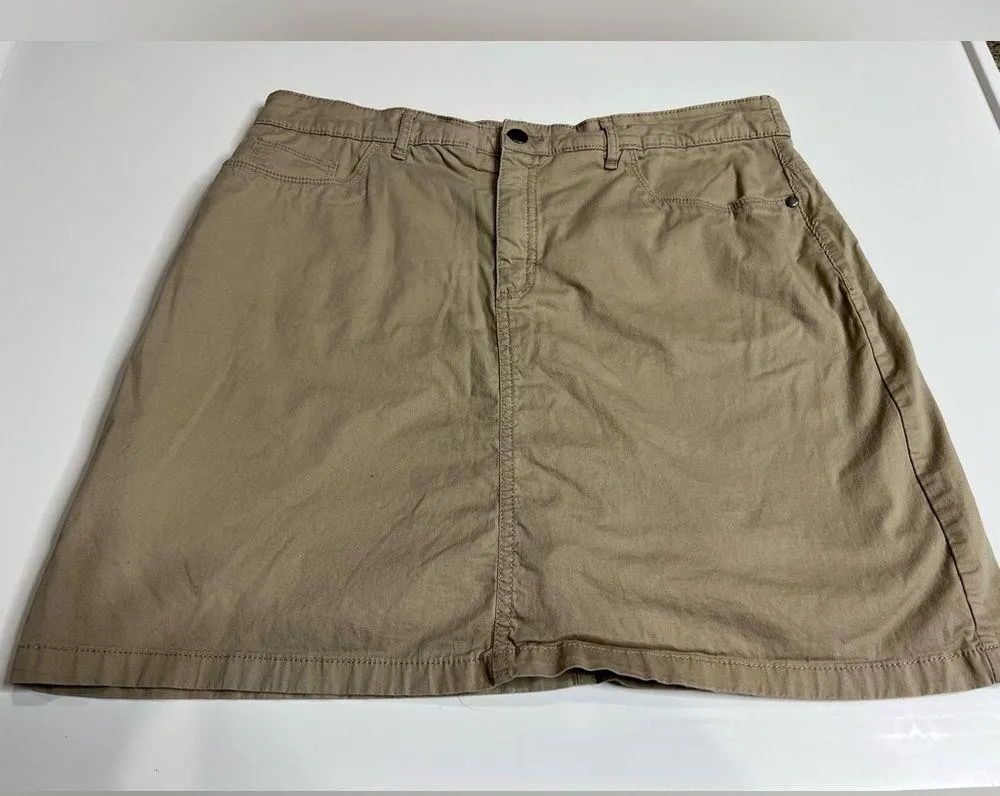 Vintage Croft & barrow khaki skort size 14 - Image 2