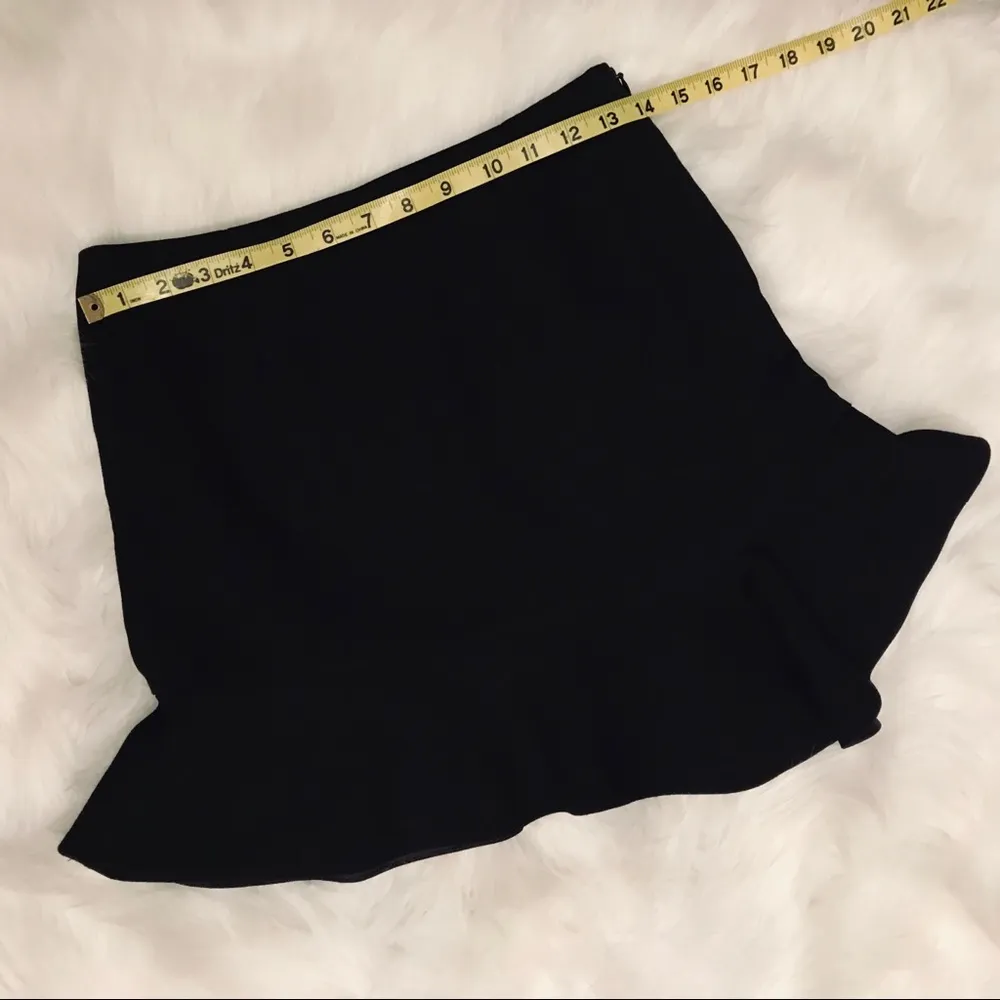 Zara Basic mini skirt black size XS asymmetrical hem - Image 3