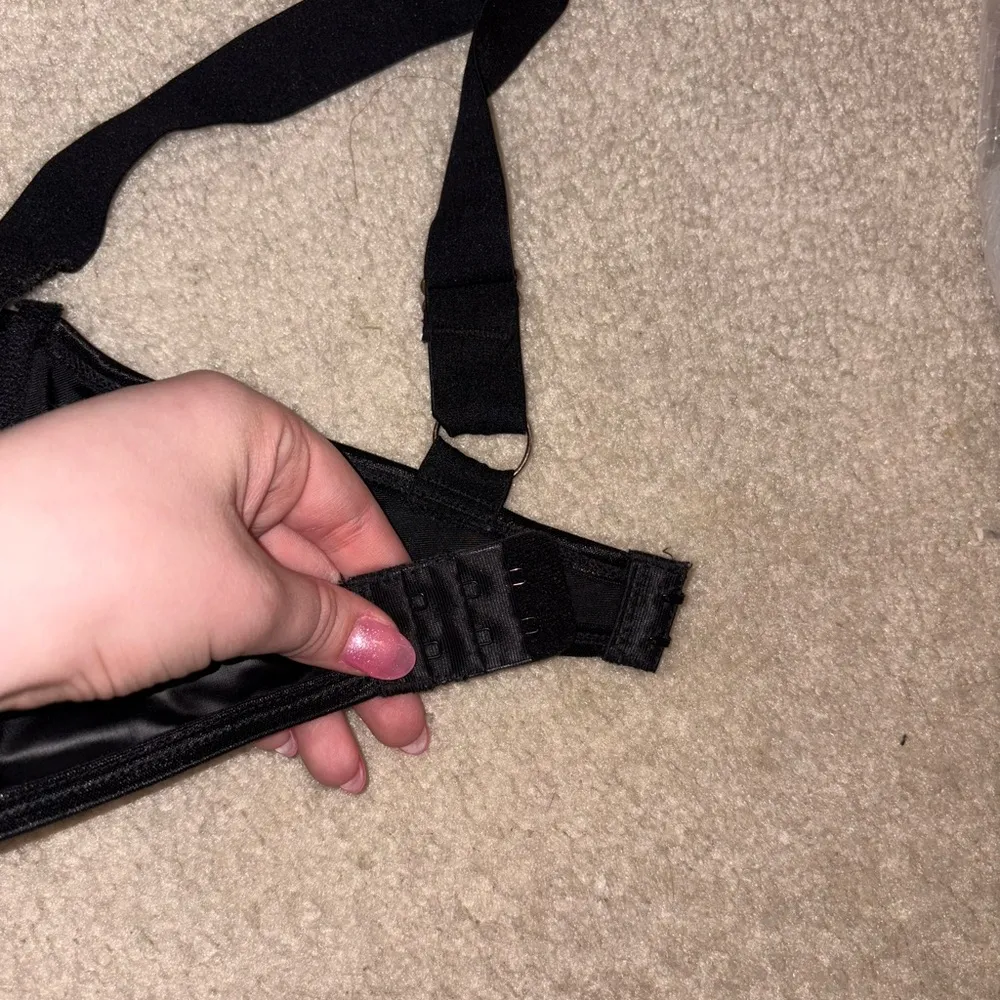 Black Balconette Satin Bra with Underwire - Image 4