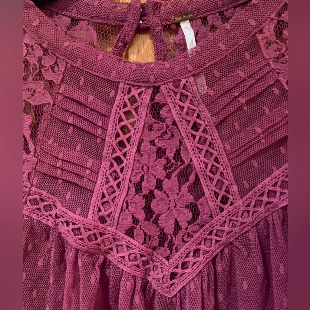 Free People Modern‎ Romance Sheer Lace Peplum Top Blouse in Rutabaga Mauve XS - Image 7