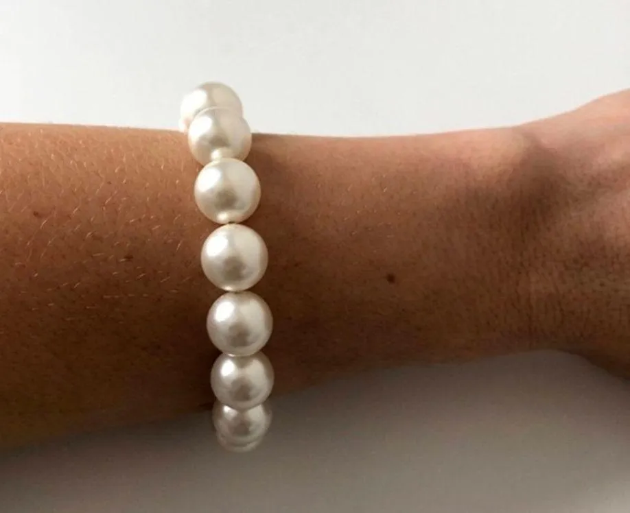 Pearl Bracelet White & Silver Classic Elegant Statement Faux Pearls - Image 2