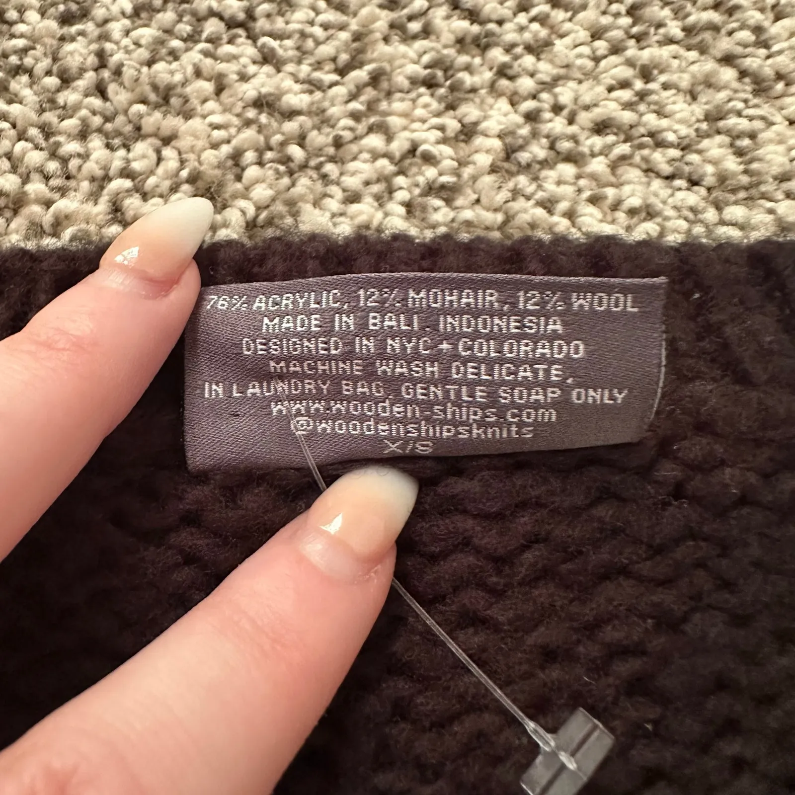 Wooden Ships black knit pink & gray lightning bolt crewneck sweater size XS - Image 7