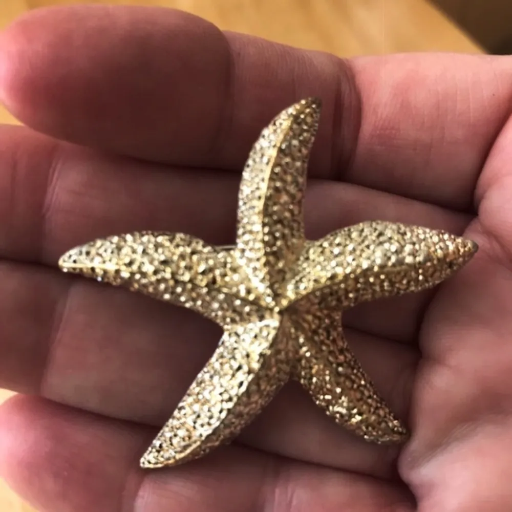 Starfish Pendant Pin VTG Gold tone Dual Function - Image 4