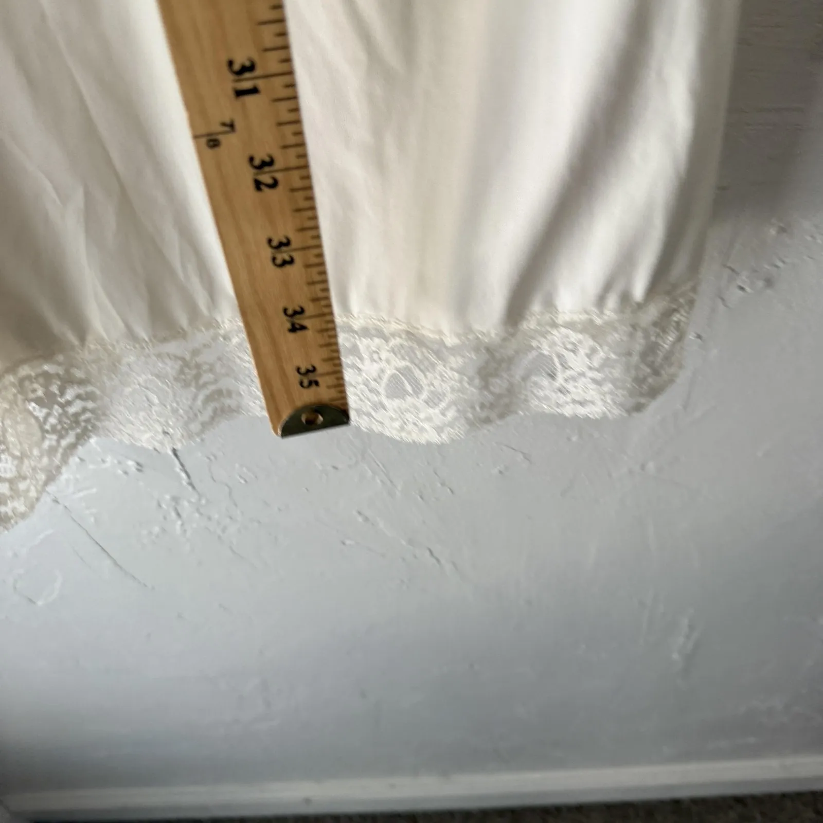 Vanity Fair Slip Vintage 38 White‎ Lace Trim Lingerie Full Slip 80s Coquette - Image 6