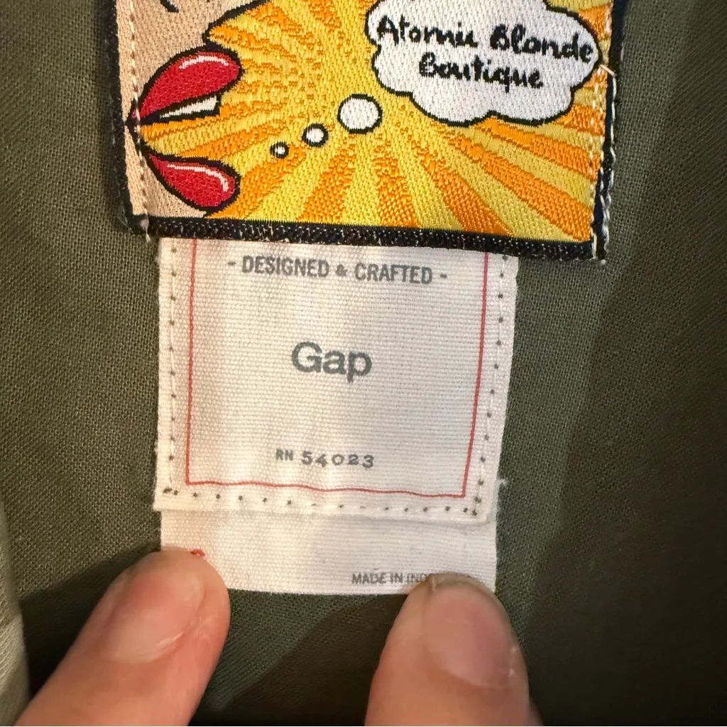 GAP Womens Small Olive Jacket with Graphic Hand Embroidered Embellishment Patch - Image 3