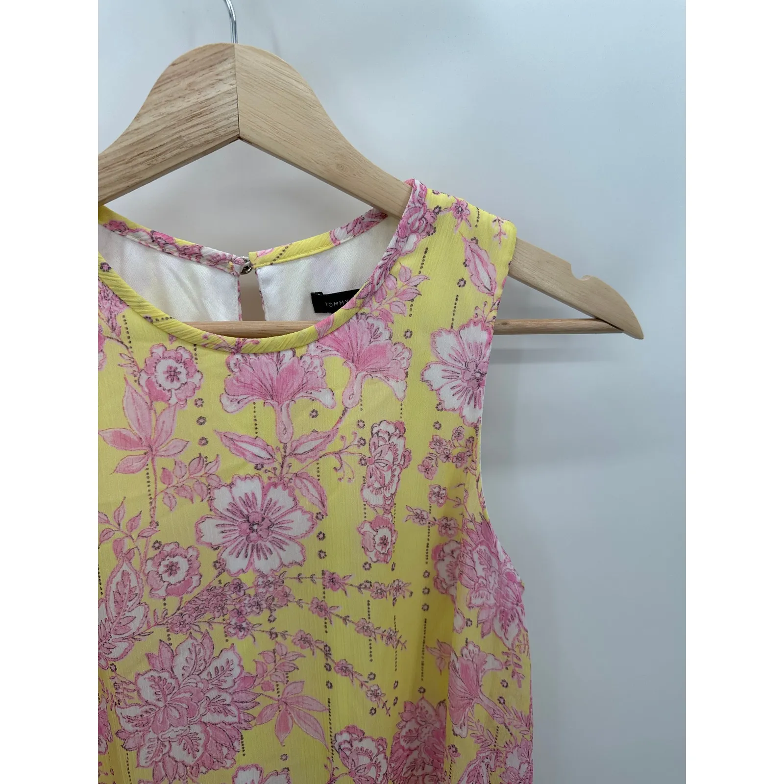 Tommy Hilfiger Dress Women Size 2 Yellow Pink Floral Print Shift Feminine Summer - Image 4