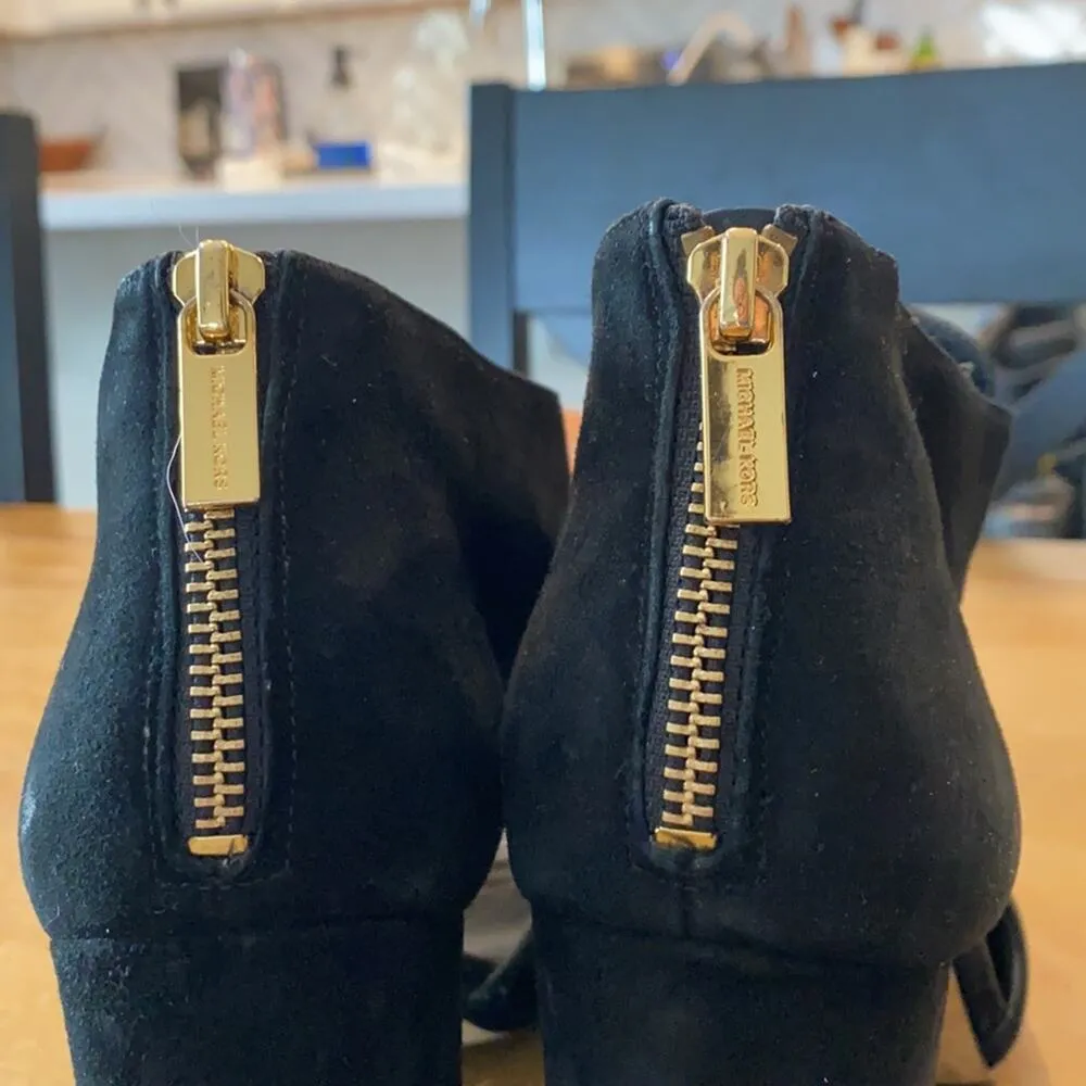 MICHAEL Michael Kors Sabrina block heel suede gold accents open toe sz 9.5 Black - Image 8