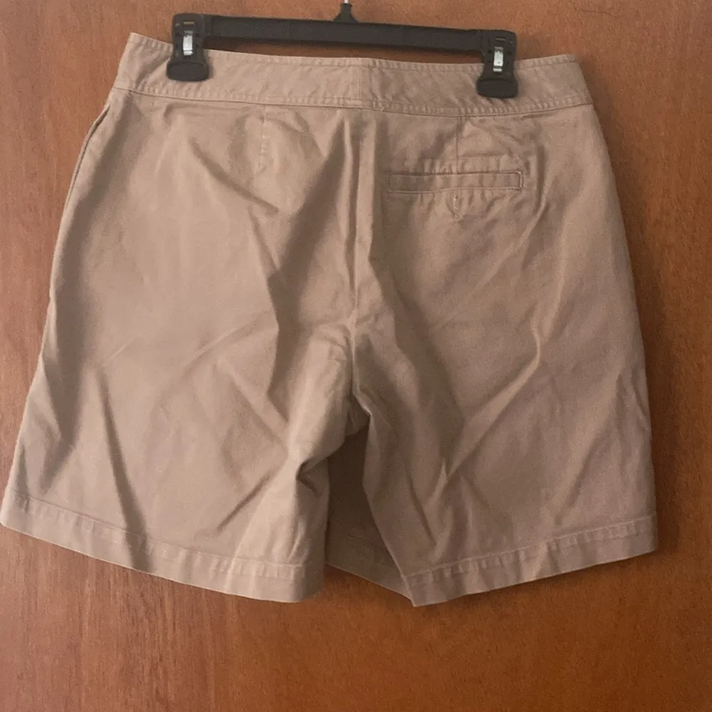 Ralph Lauren size 6 tan Shorts - Image 2