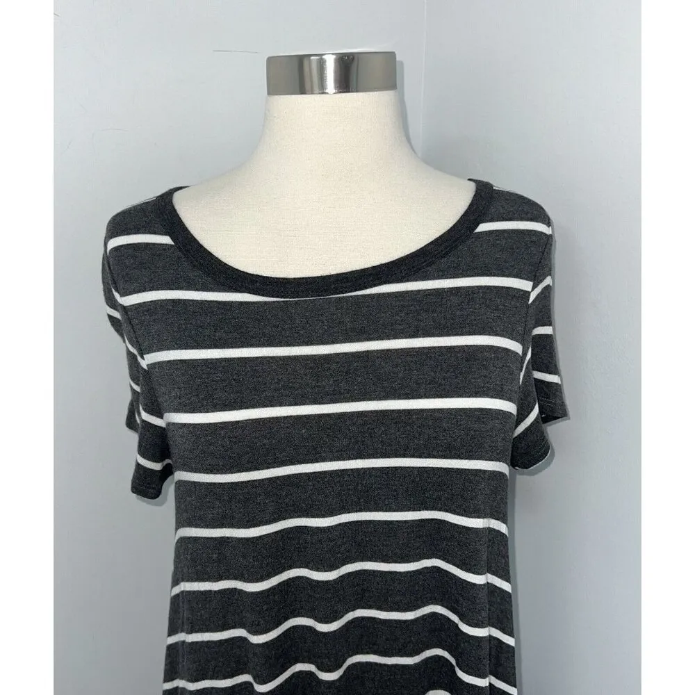 Acemi Dress Womens Small Gray White Striped T-shirt Casual Pullover Short Sleeve - Image 2