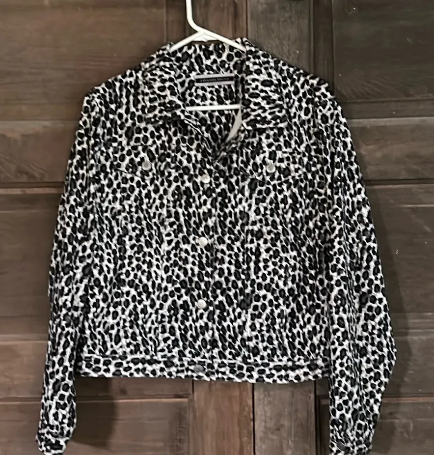 Amanda Smith Womens 12 Stretch Button Jacket Leopard Short Black Front Pockets - Image 1