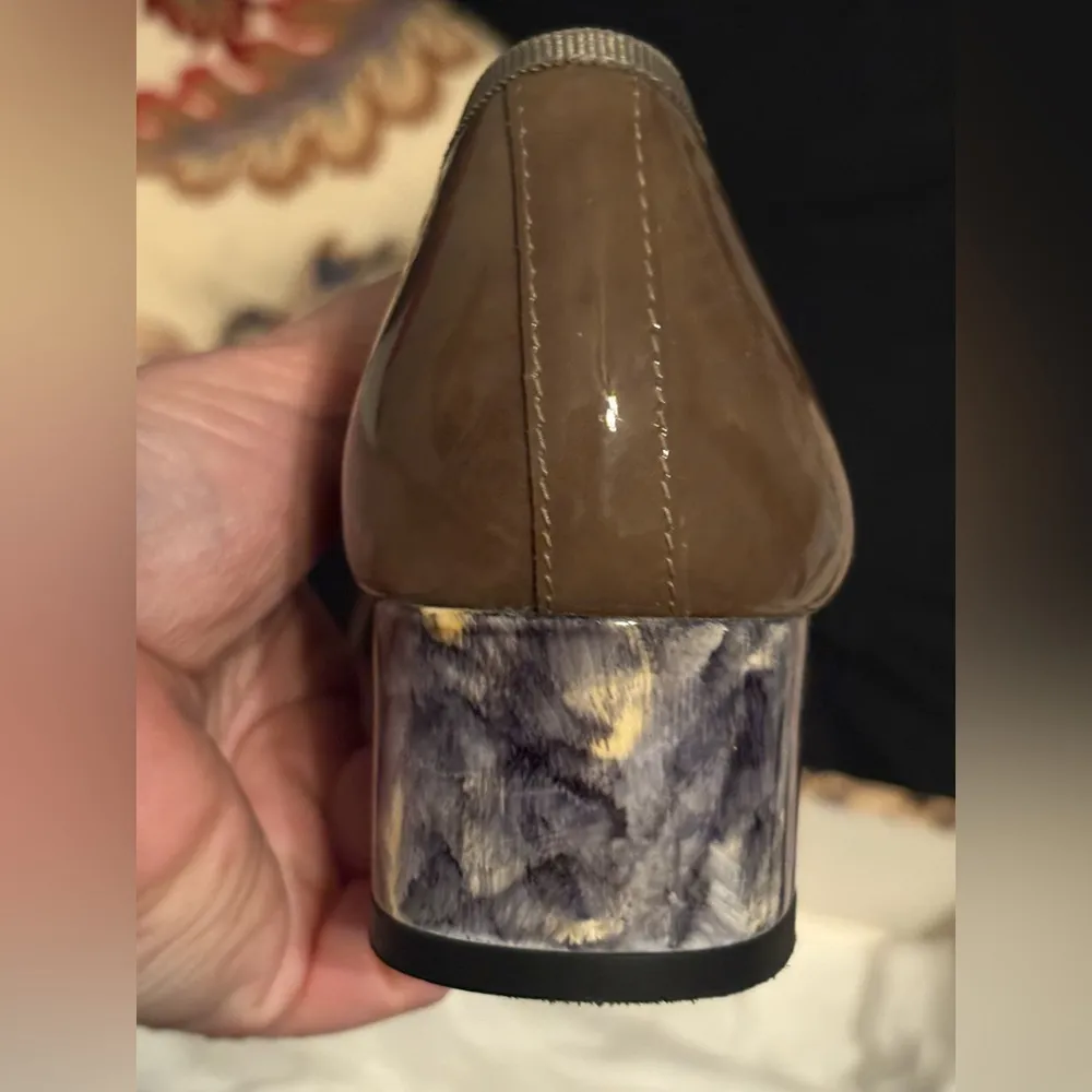 French Sole fs/ny Taupe w/marble detail heel approx 1.5” size 6.5 w/ dust bag Tan - Image 9
