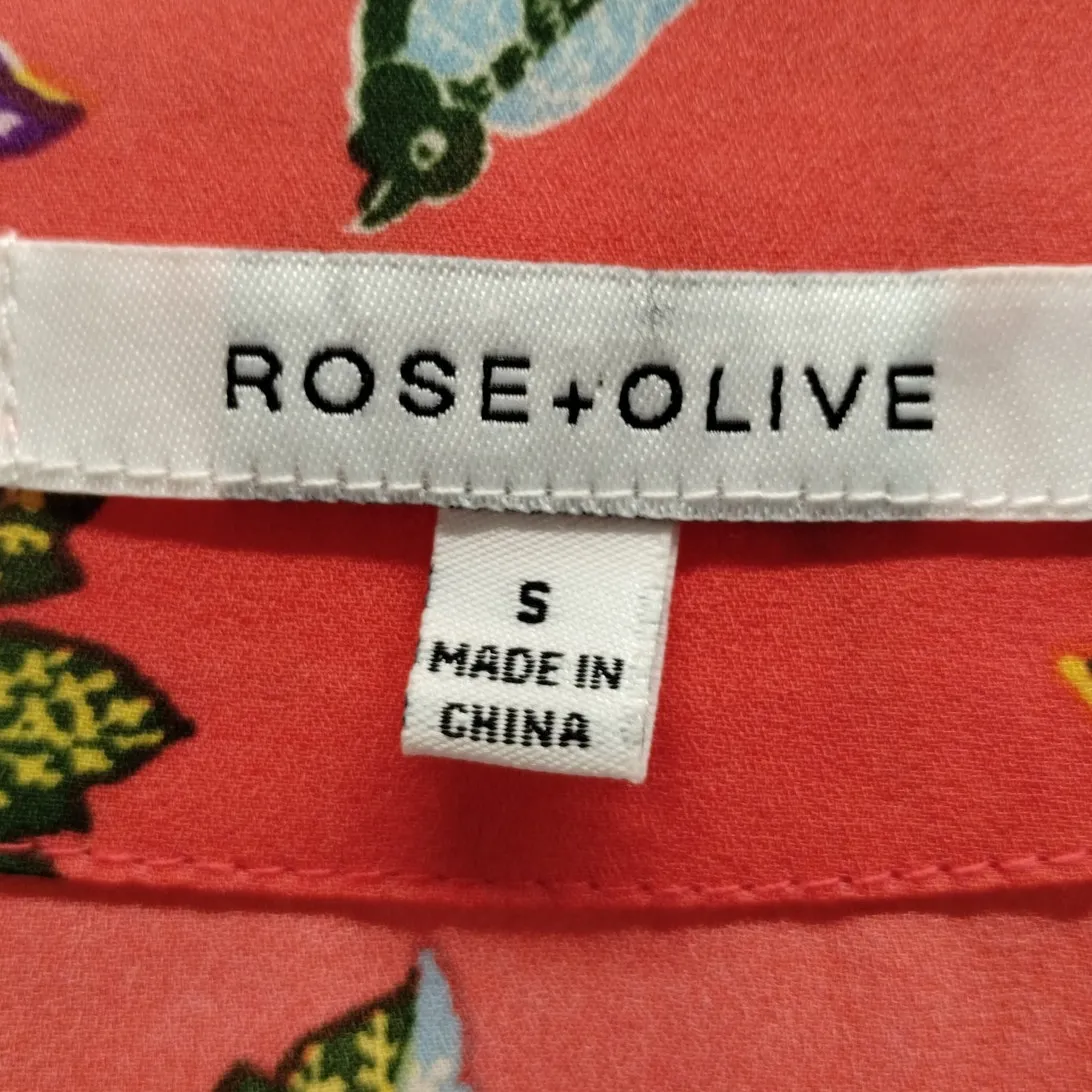 Rose + Olive Women's Size Small Coral Orange Pink 3/4 Sleeve Floral V-Neck Top - Image 6