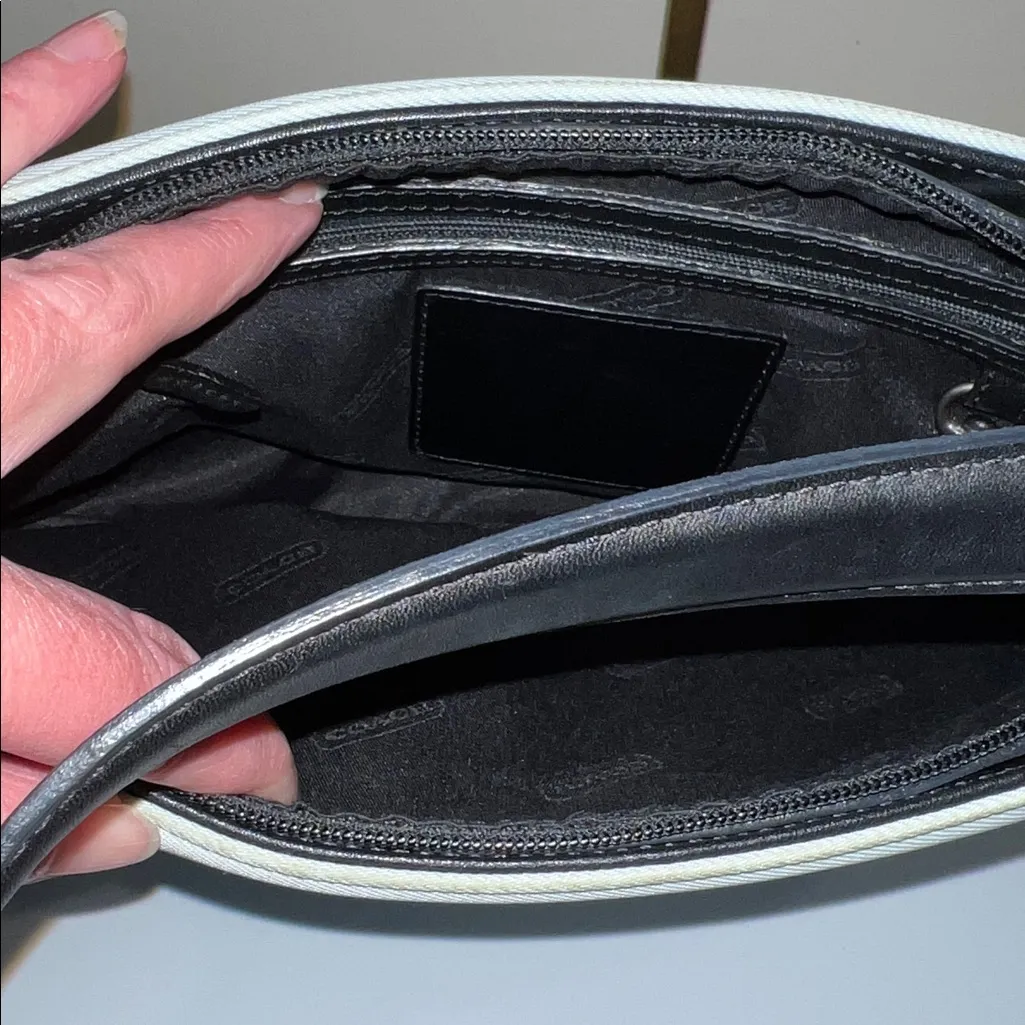 Coach Y2K Light Blue Shoulder Bag I0J-7406 - Image 14