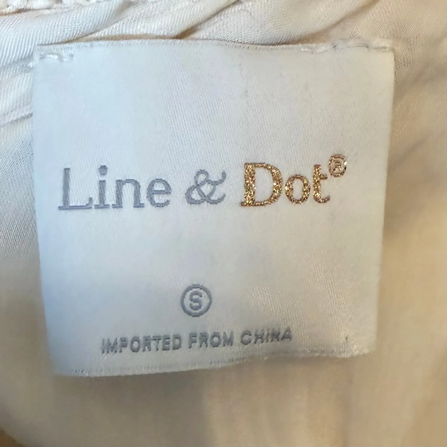 Line & Dot Strapless Lace Maxi Dress - Image 4