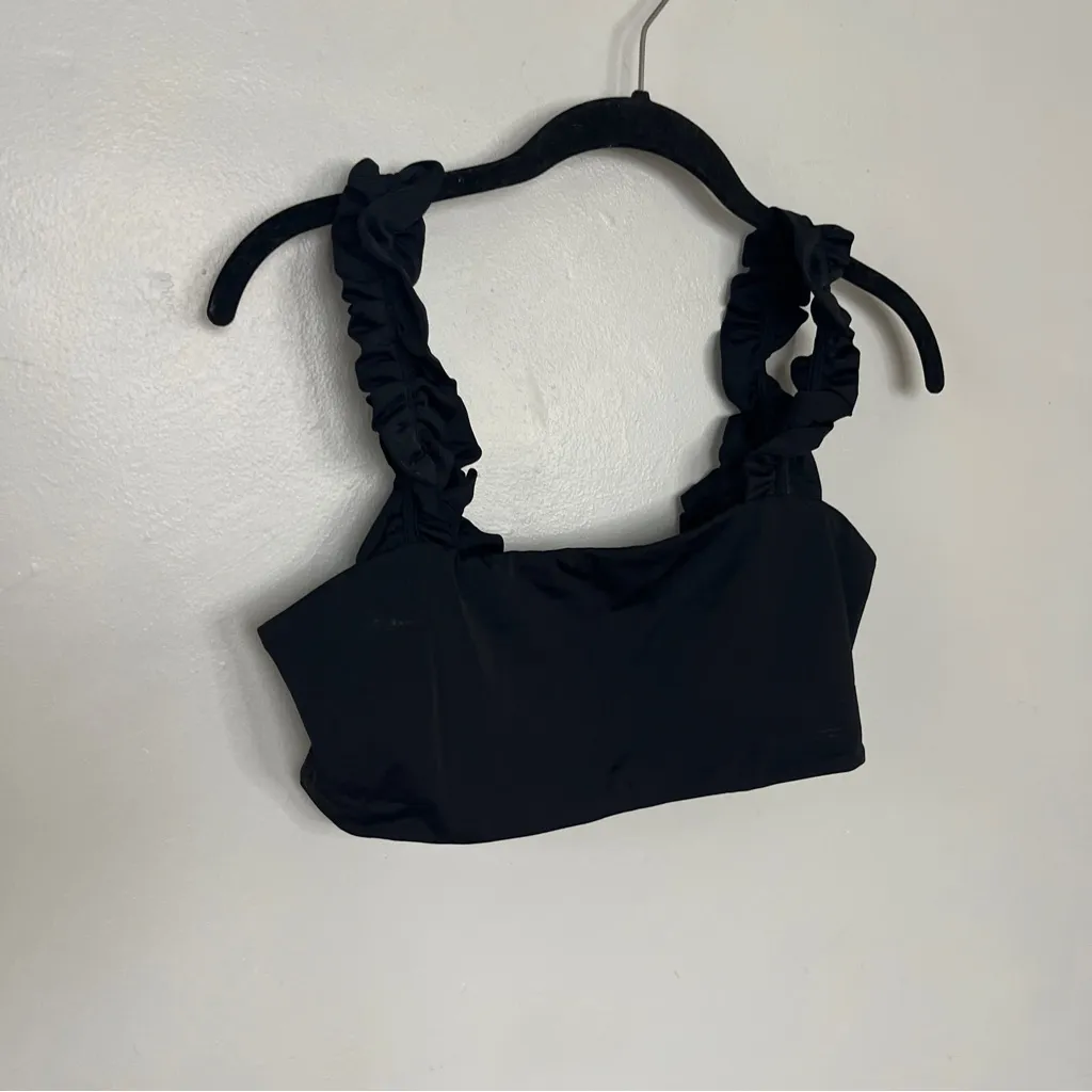 Vestique Elegant Black Bikini Top - Image 2