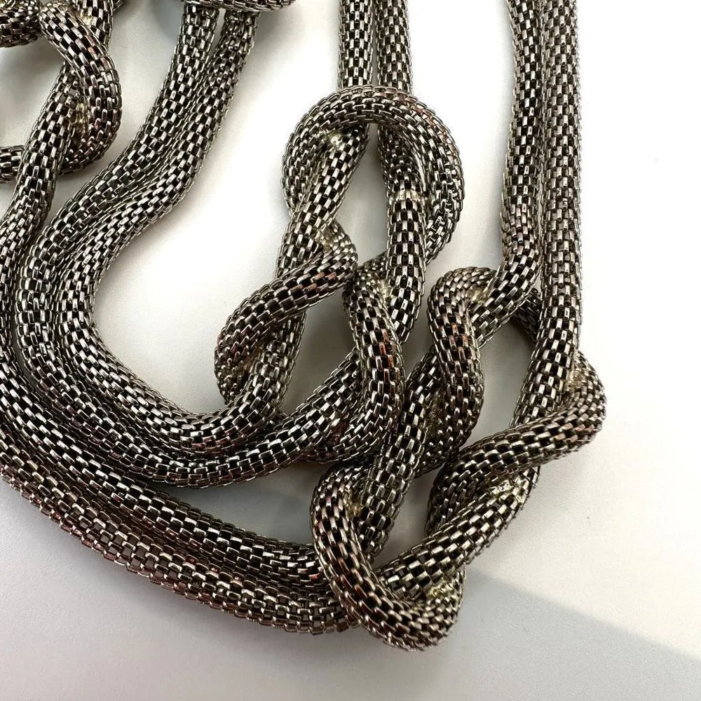 Silver tone long knotted mesh necklace - Image 4