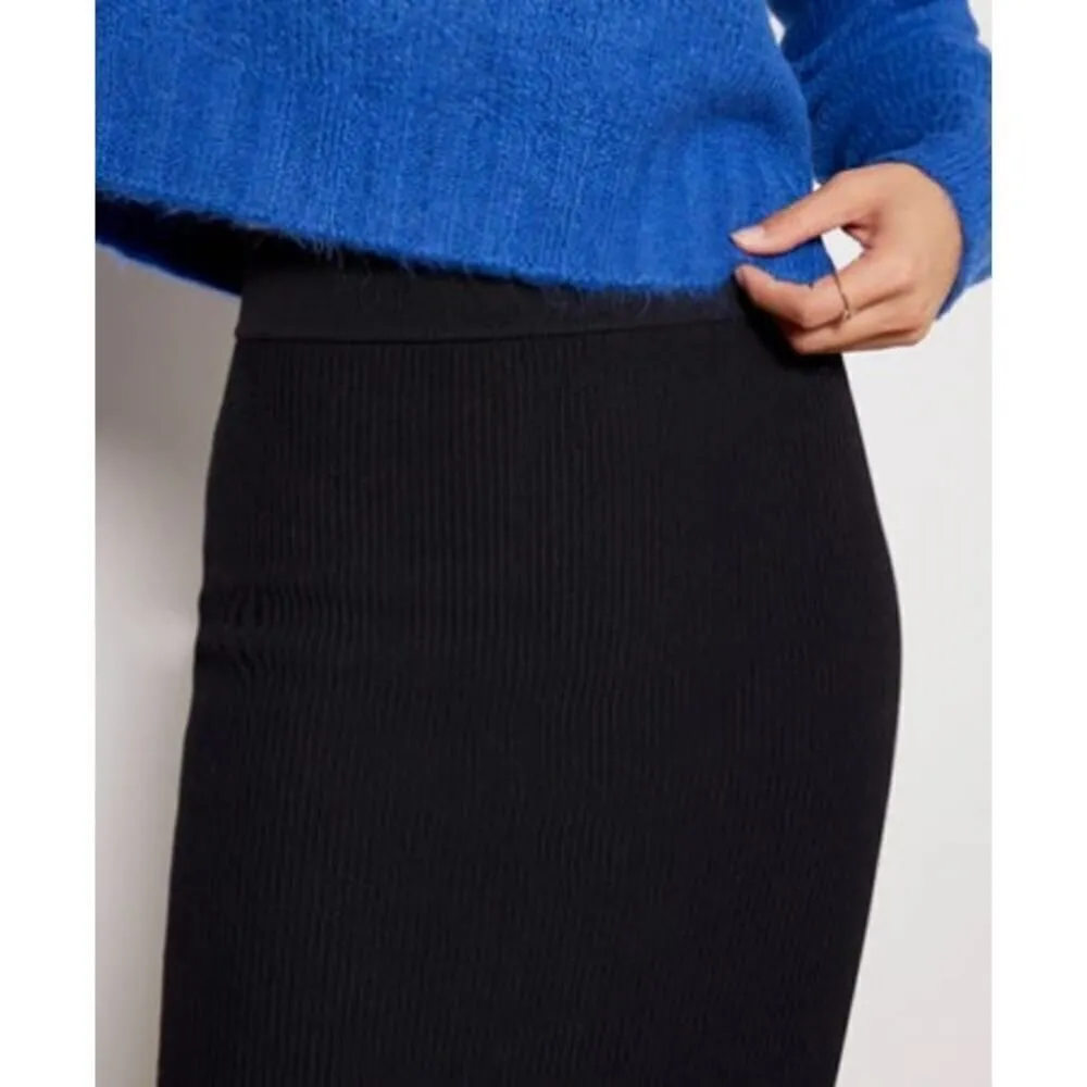 CUTS Coreflex Split Skirt NWT Sz. M - Image 4