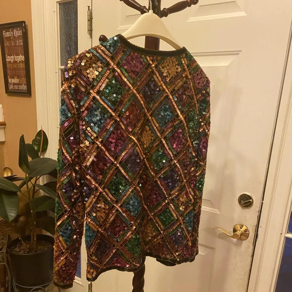 Vintage 70’S/80’S  SEQUIN AND BEADED BLAZER SIZE PM.  CAN FIT A L - Image 9